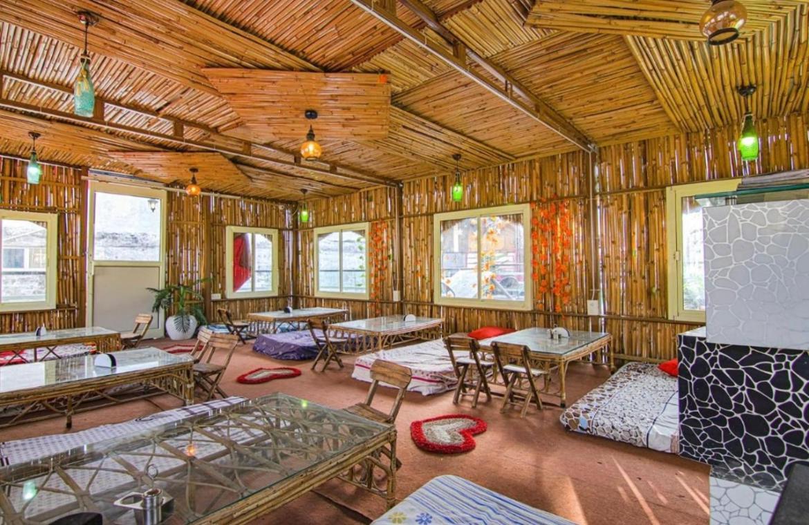 The For You Hotel & Restaurant Rishikesh Exterior photo