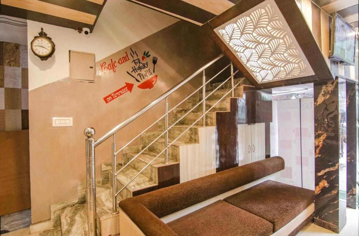 The For You Hotel & Restaurant Rishikesh Exterior photo