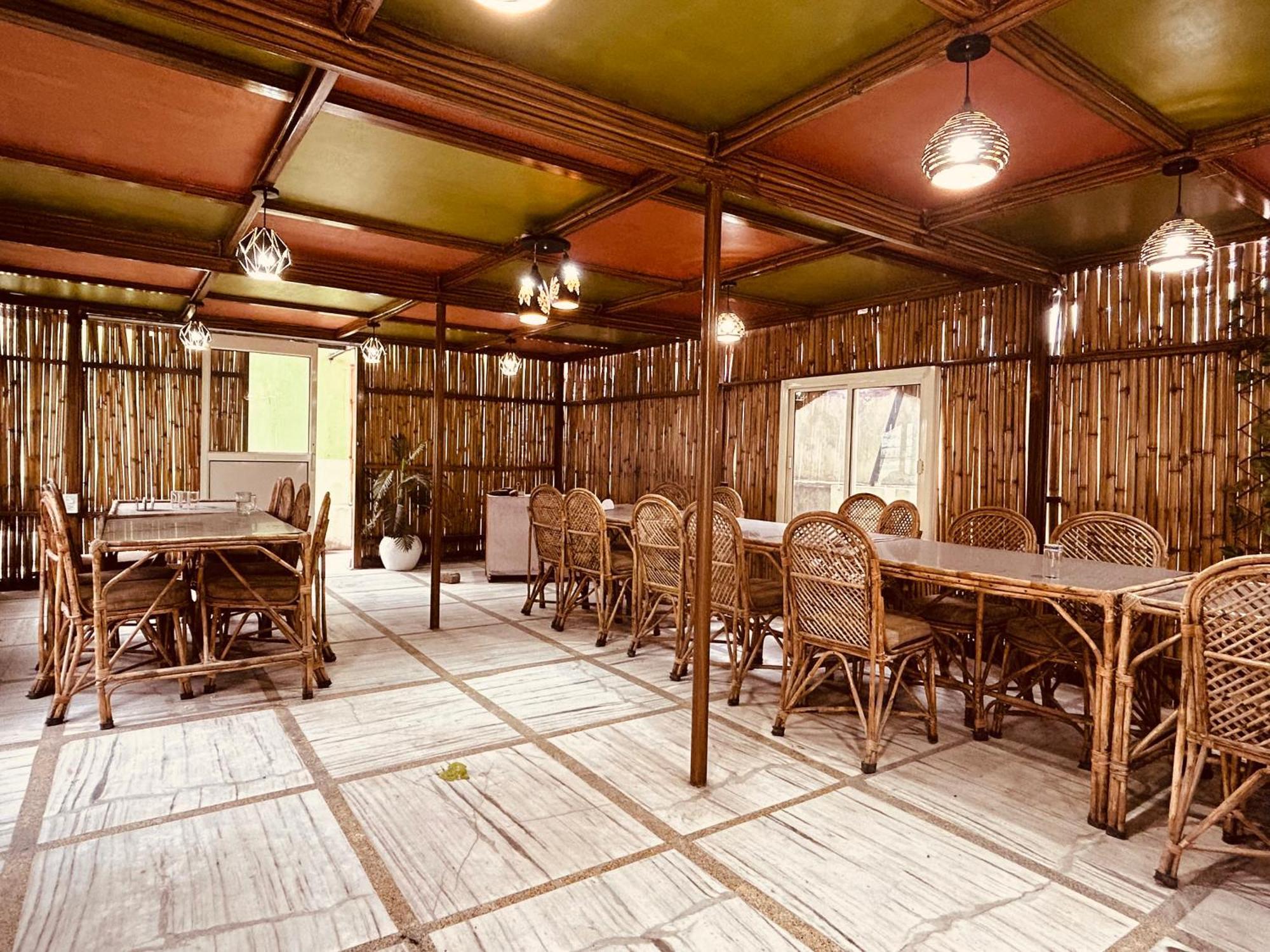 The For You Hotel & Restaurant Rishikesh Exterior photo